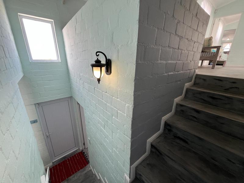 5 Bedroom Property for Sale in Dwarskersbos Western Cape